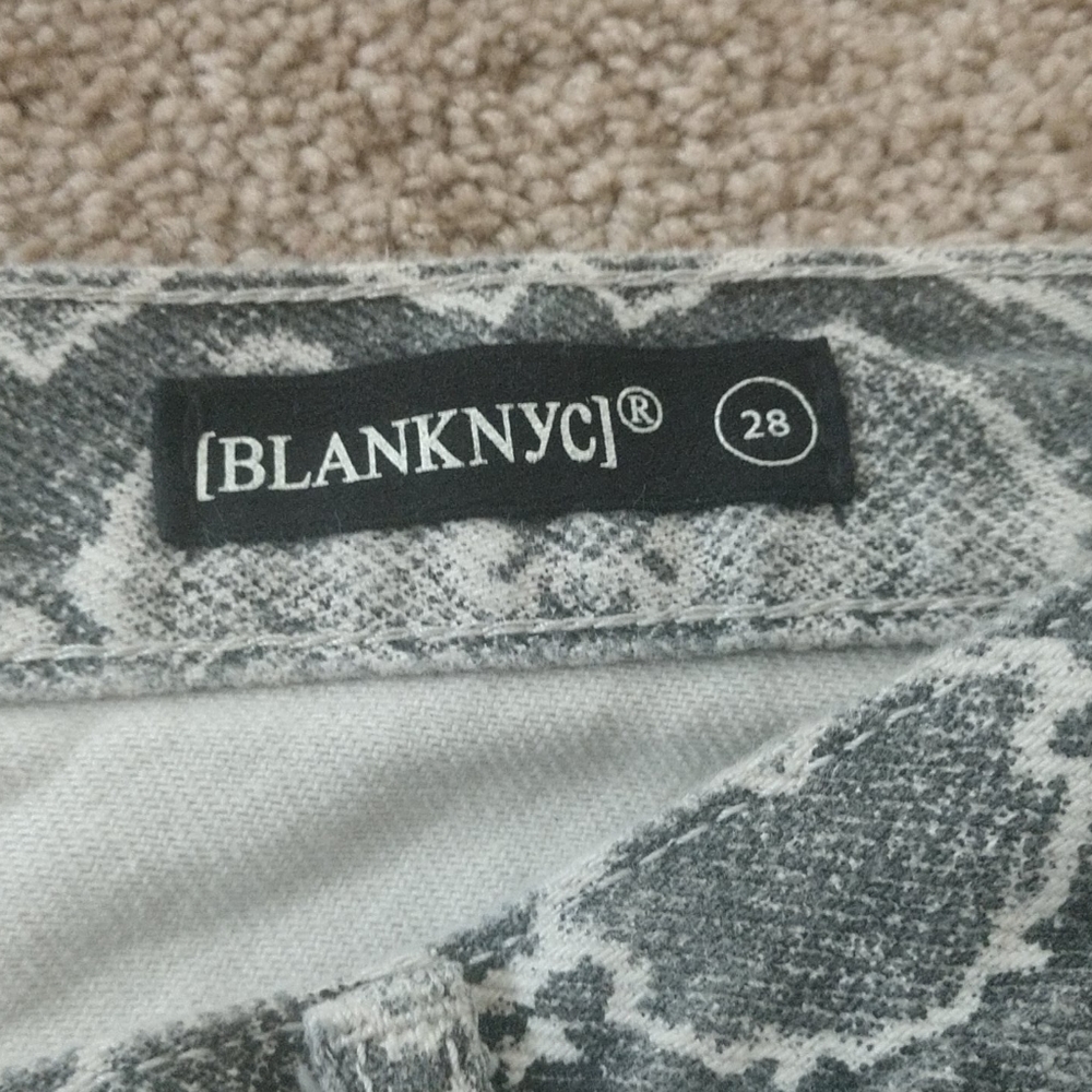 BlankNYC Denim Skirt - Picture 2 of 3